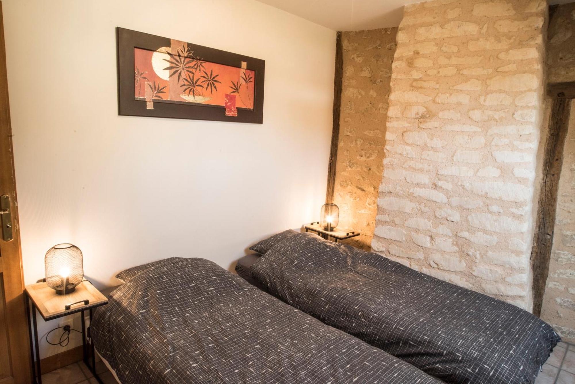 Maison De Ville Nlr - 6 Lits Simples - Bbq - Proche Gare - Grand Parking Nogent-le-Rotrou Esterno foto