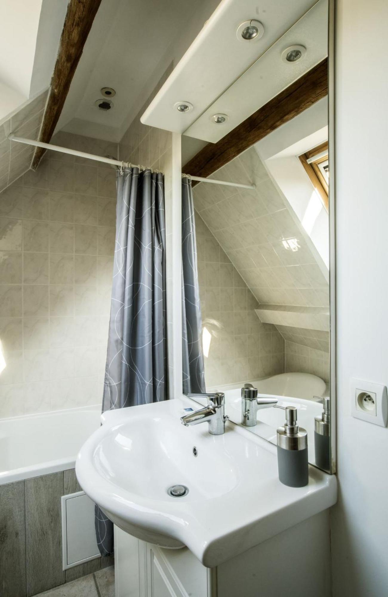 Maison De Ville Nlr - 6 Lits Simples - Bbq - Proche Gare - Grand Parking Nogent-le-Rotrou Esterno foto